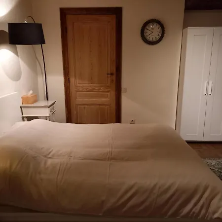 Chambre Proche Gare Et Aeroport Charleroi-Sud * شارلروا